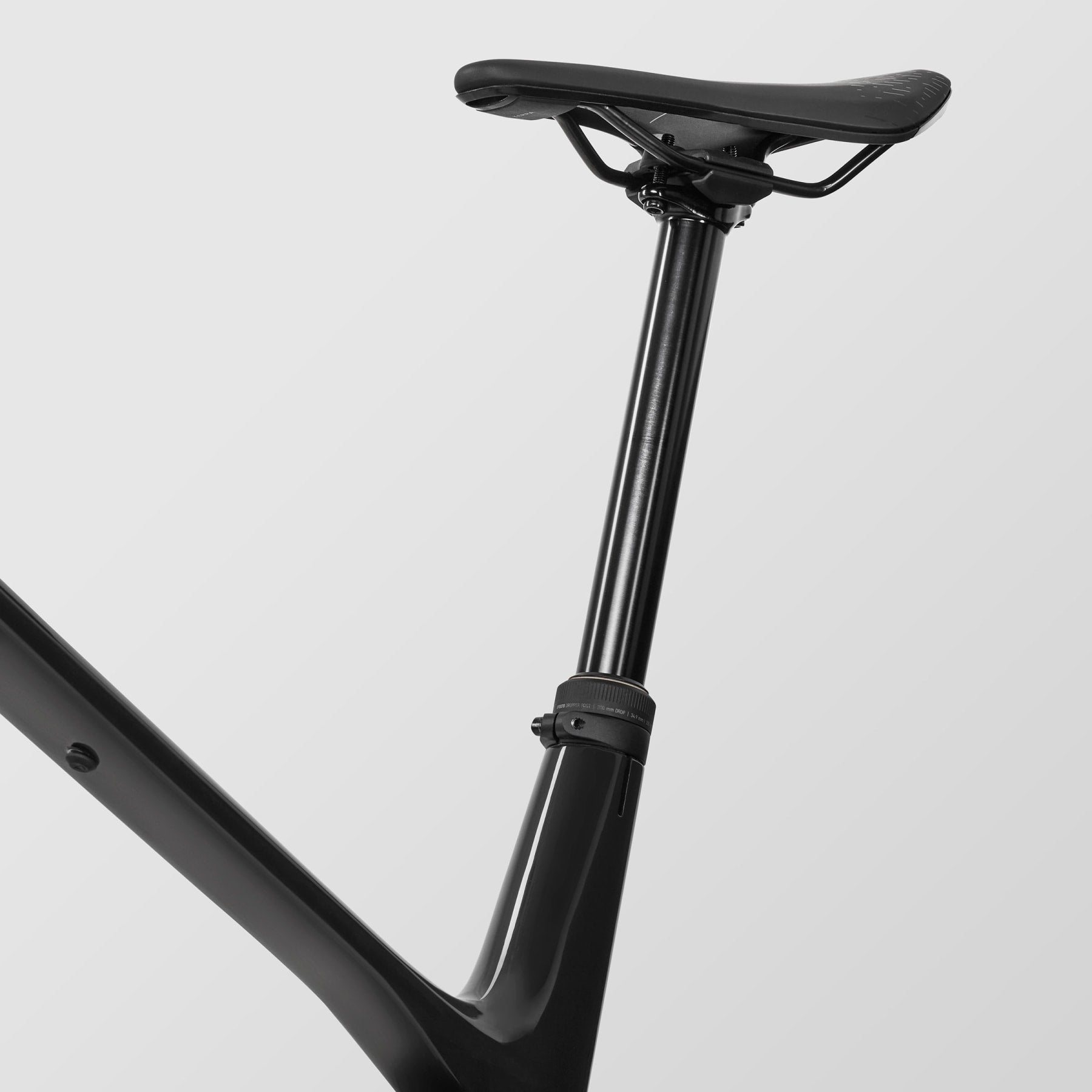 Spectral:ONfly CF 8 – Outlet