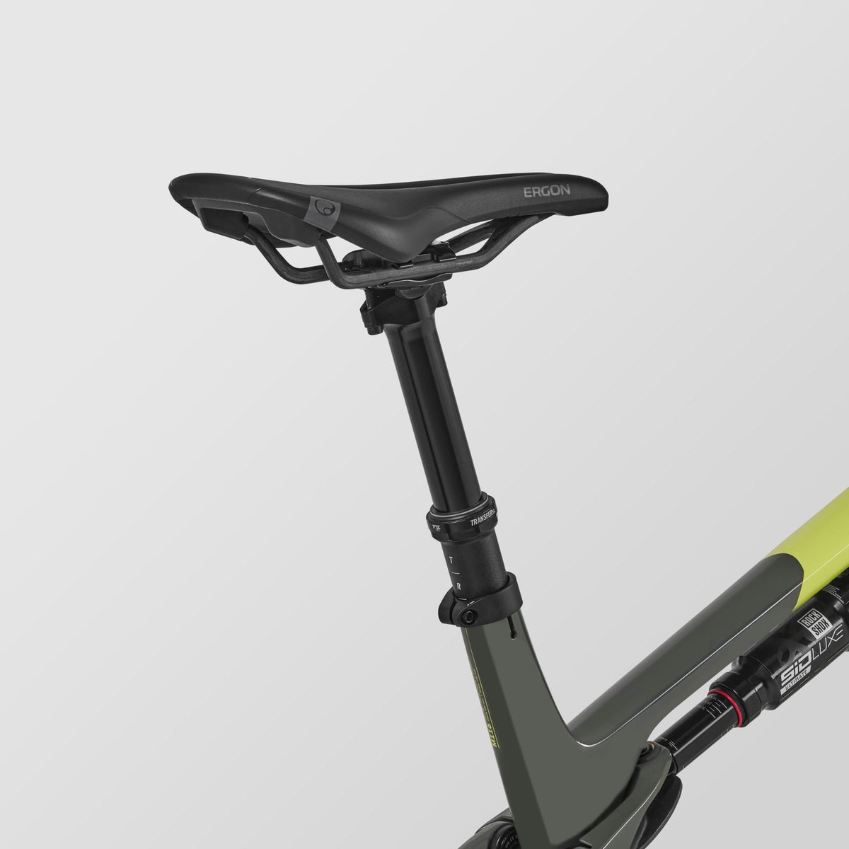Lux World Cup CFR AXS – Outlet