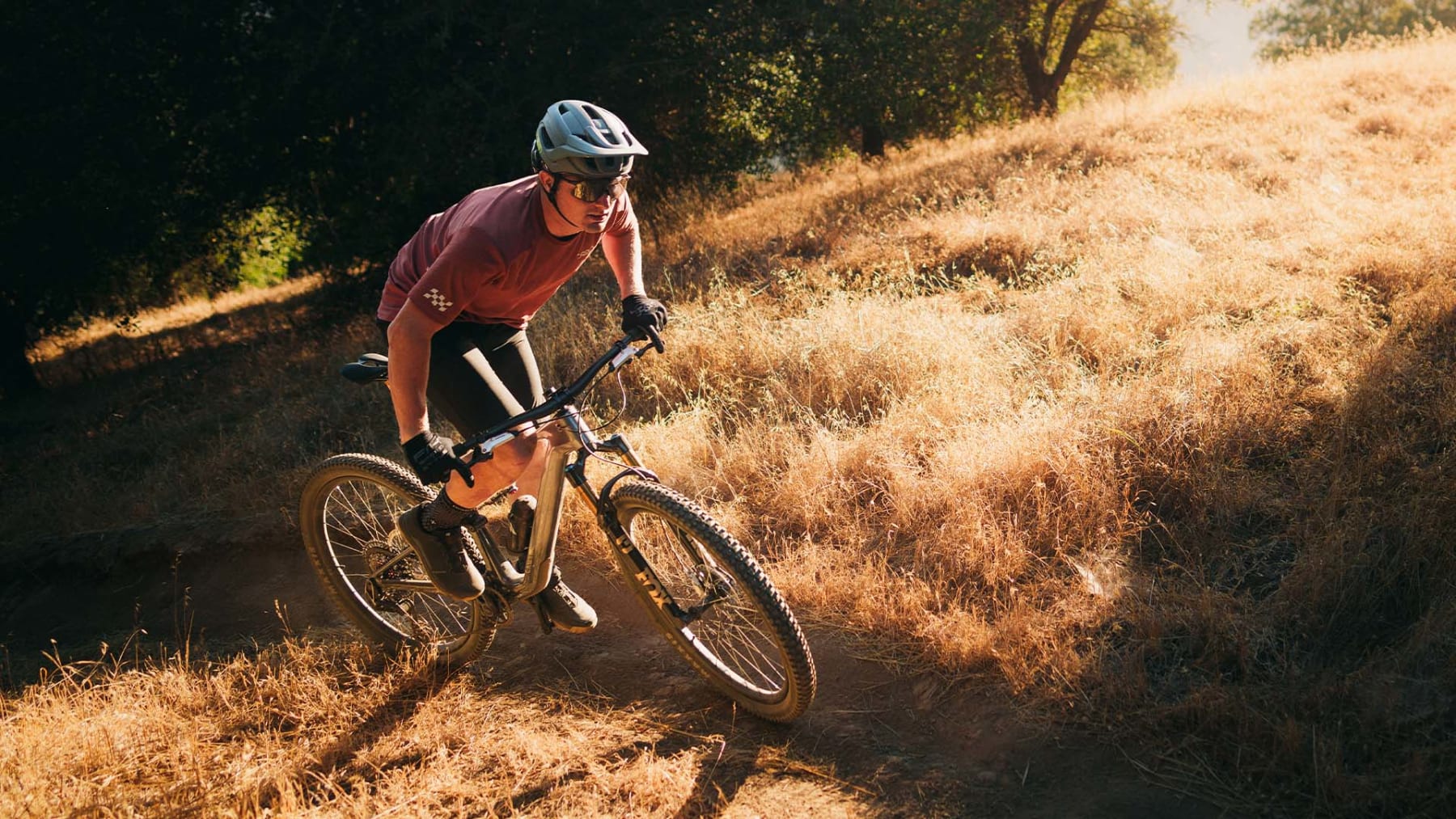 Lux Trail CF 8
