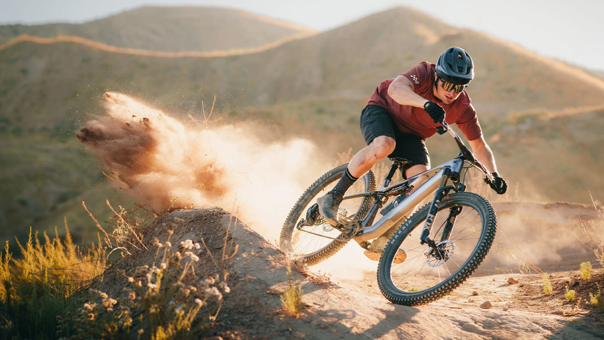 Lux Trail CF 6
