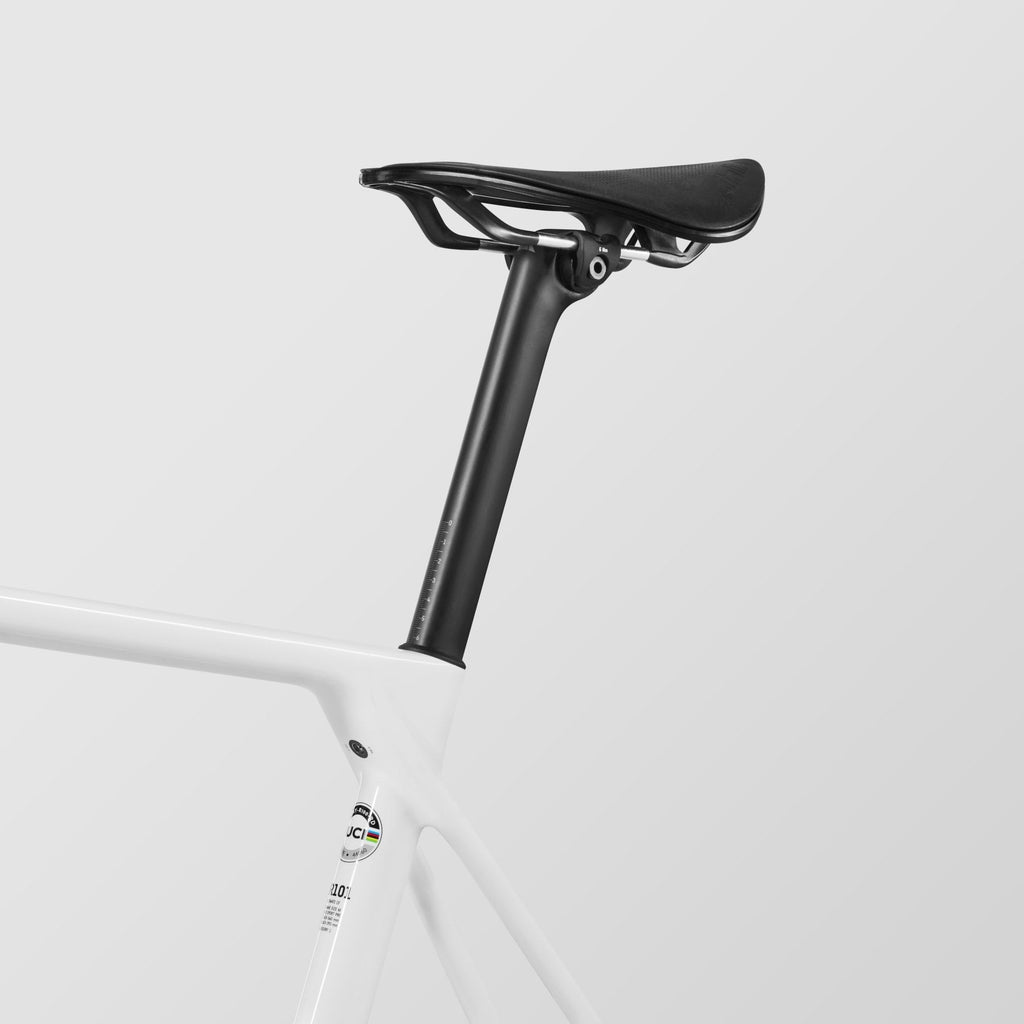 Ultimate CF 7 Di2 – Outlet