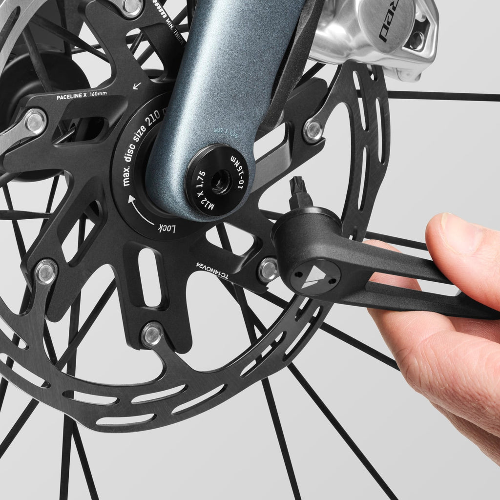 Ultimate CFR AXS – Outlet