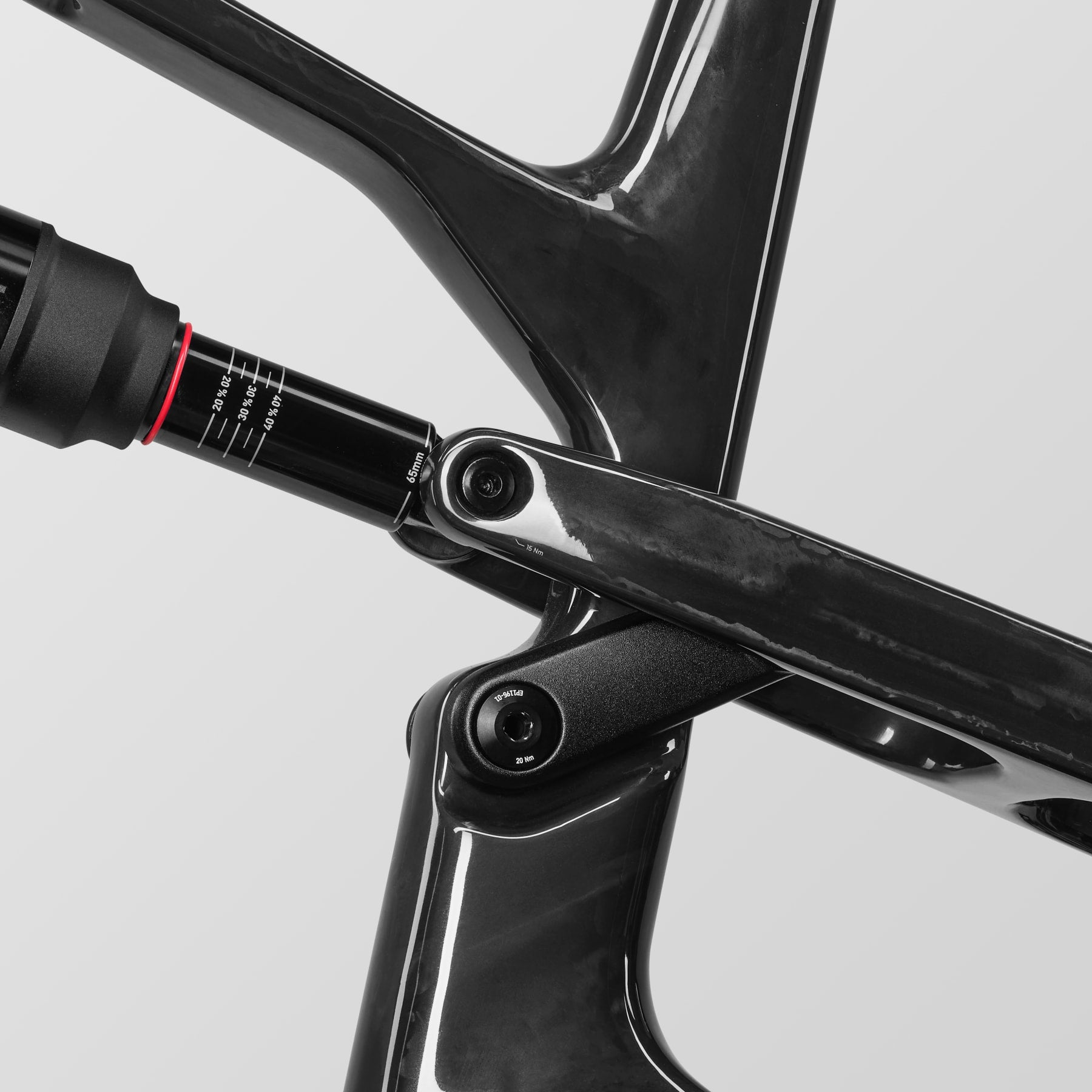 Strive:ON CF 8