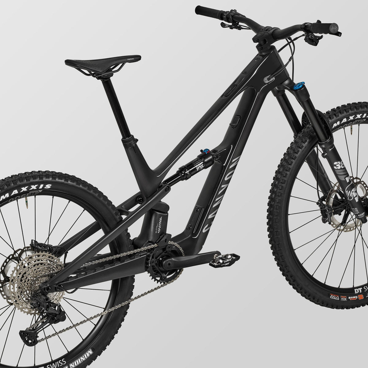 Spectral:ONfly CF 9 – Outlet