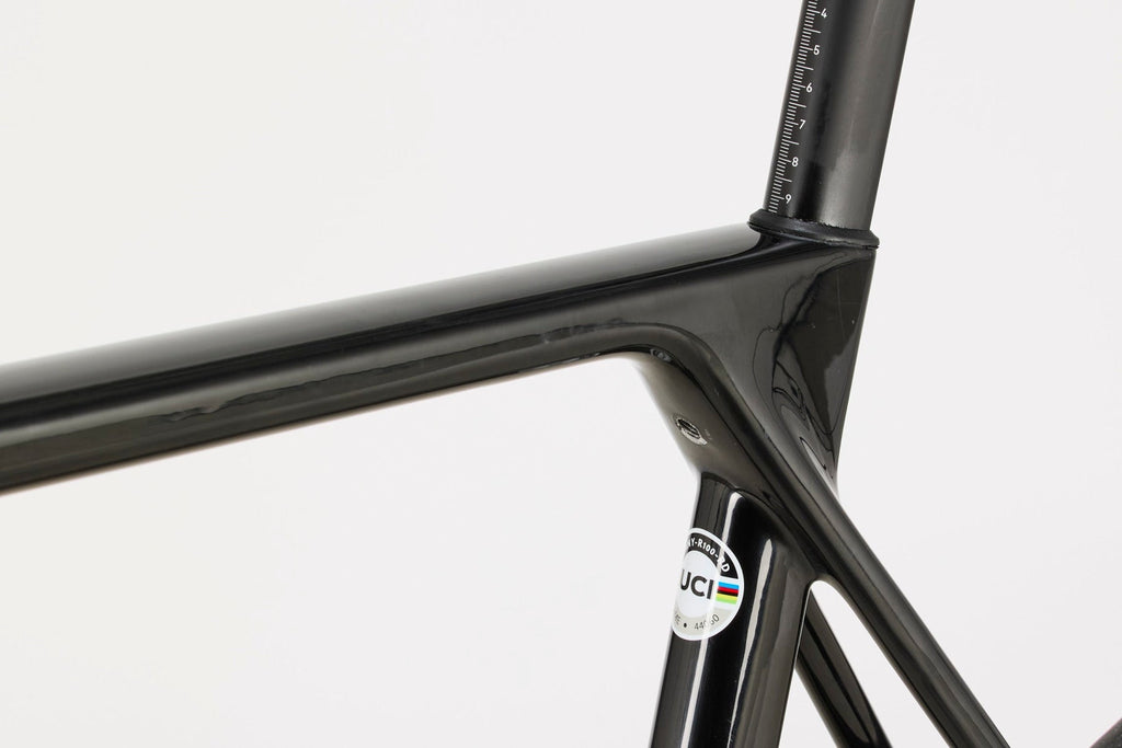 Ultimate CF SLX 8 Di2 – Outlet