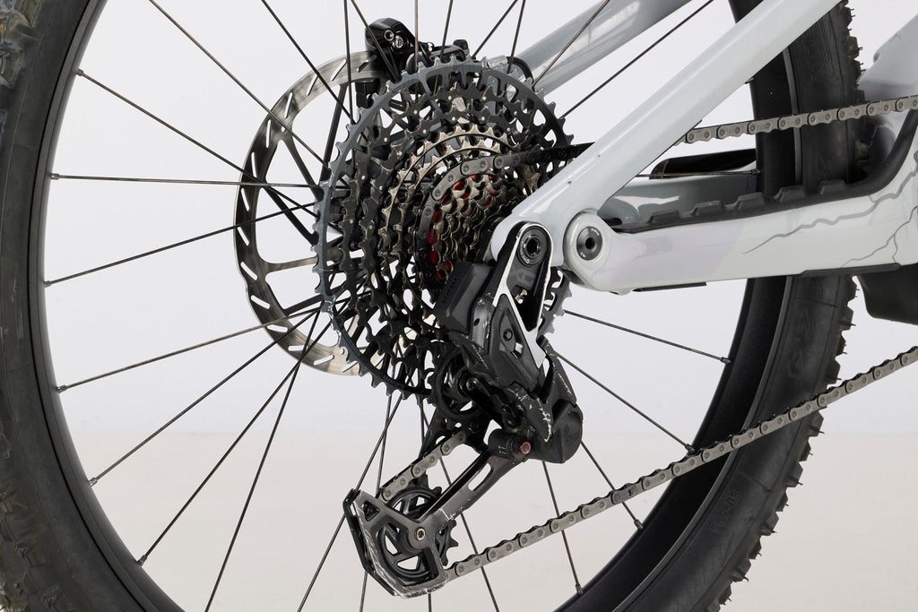 Strive:ON CFR LTD – Outlet