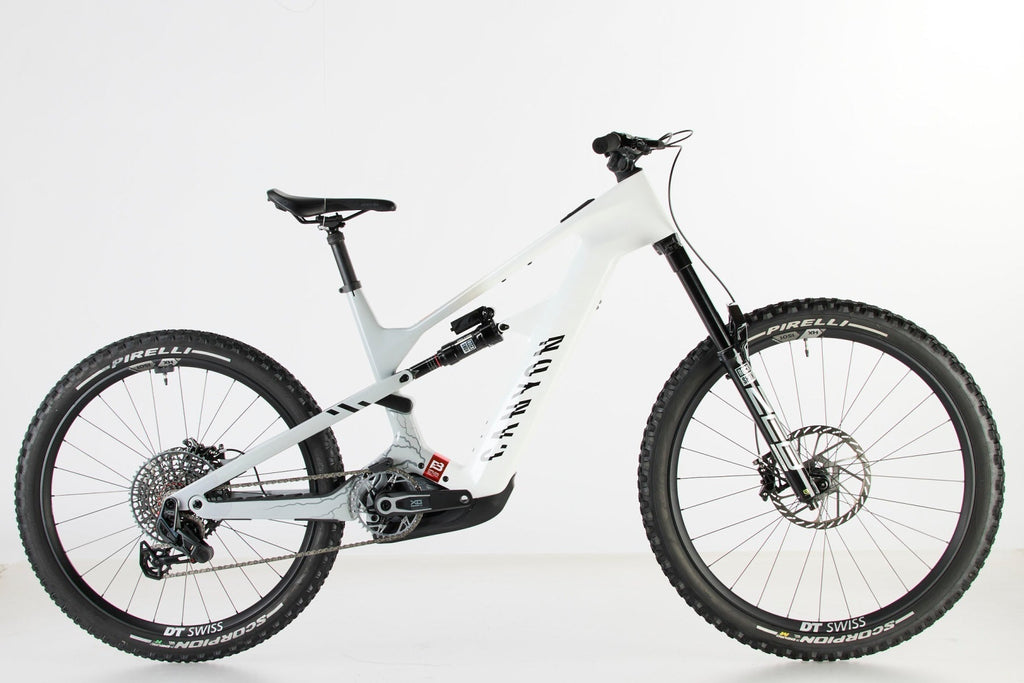 Strive:ON CFR LTD – Outlet