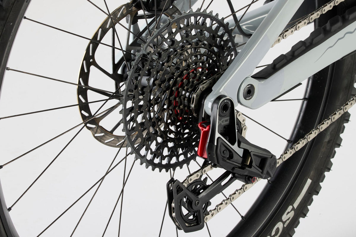 Strive:ON CFR LTD – Outlet