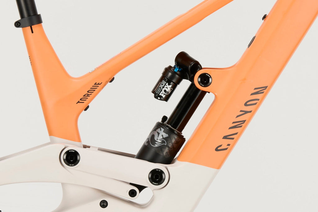 Torque:ON CF 8 – Outlet