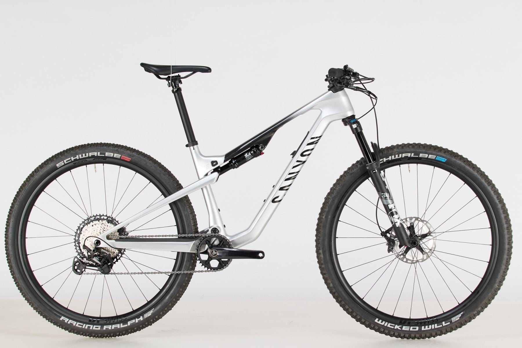 Lux Trail CF 8 – Outlet