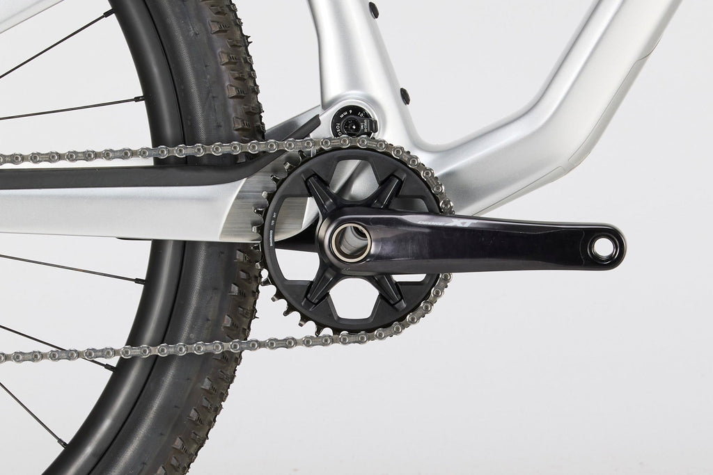 Lux Trail CF 8 – Outlet