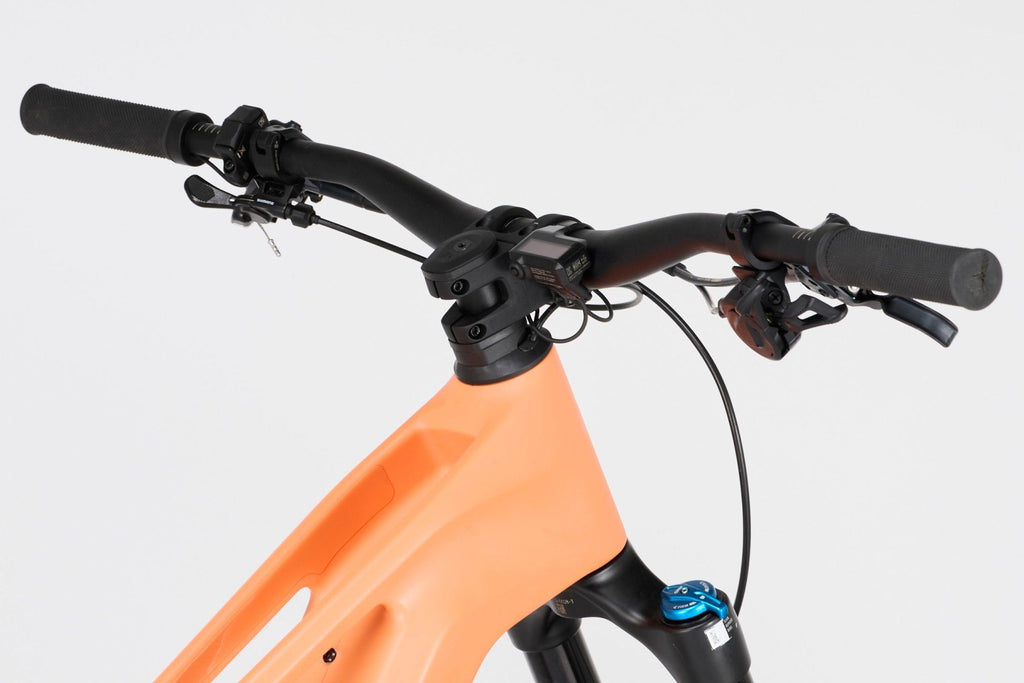Torque:ON CF 8 – Outlet