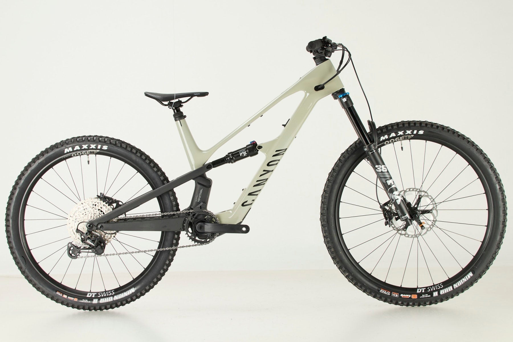 Spectral:ONfly CF 9 – Outlet
