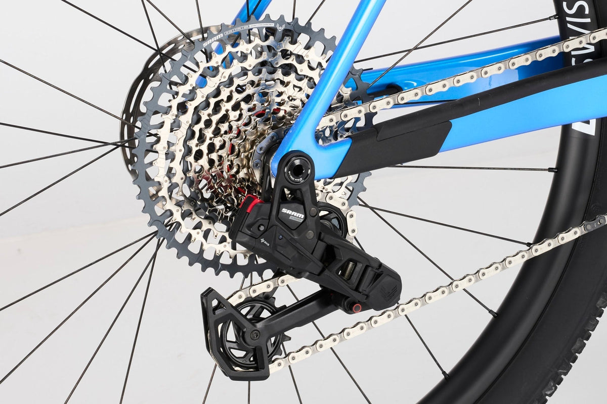 Exceed CF 8 – Outlet