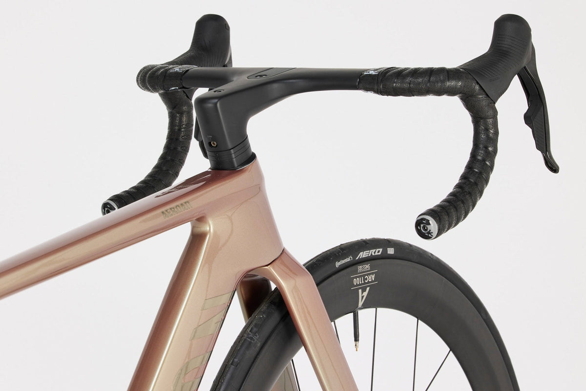 Aeroad CFR AXS – Outlet