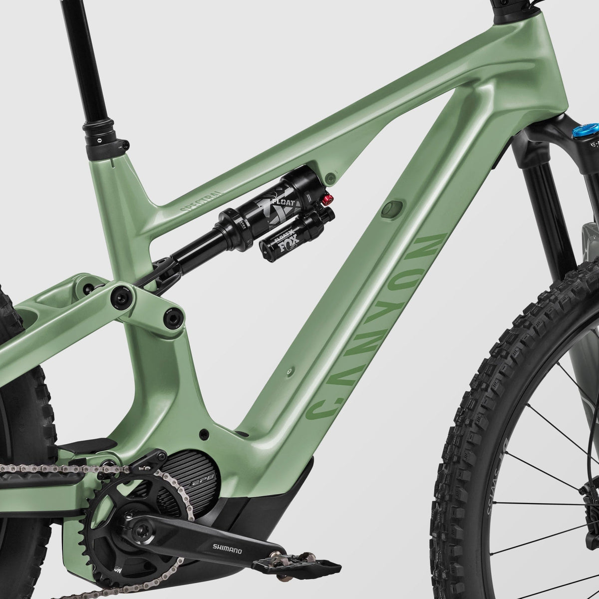 Spectral:ON CF 8 – Outlet