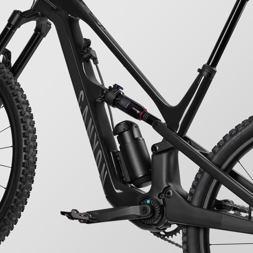 Spectral:ONfly CF 8 – Outlet