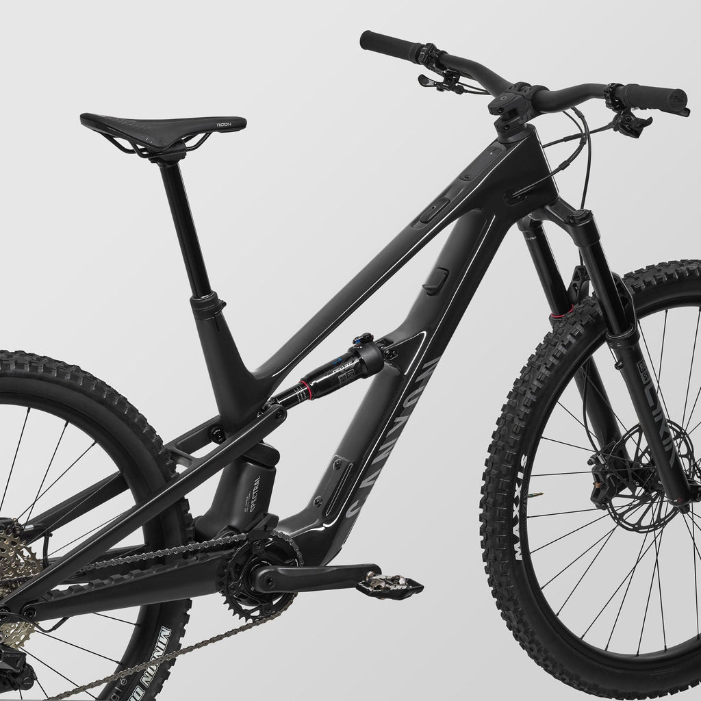 Spectral:ONfly CF 8 – Outlet