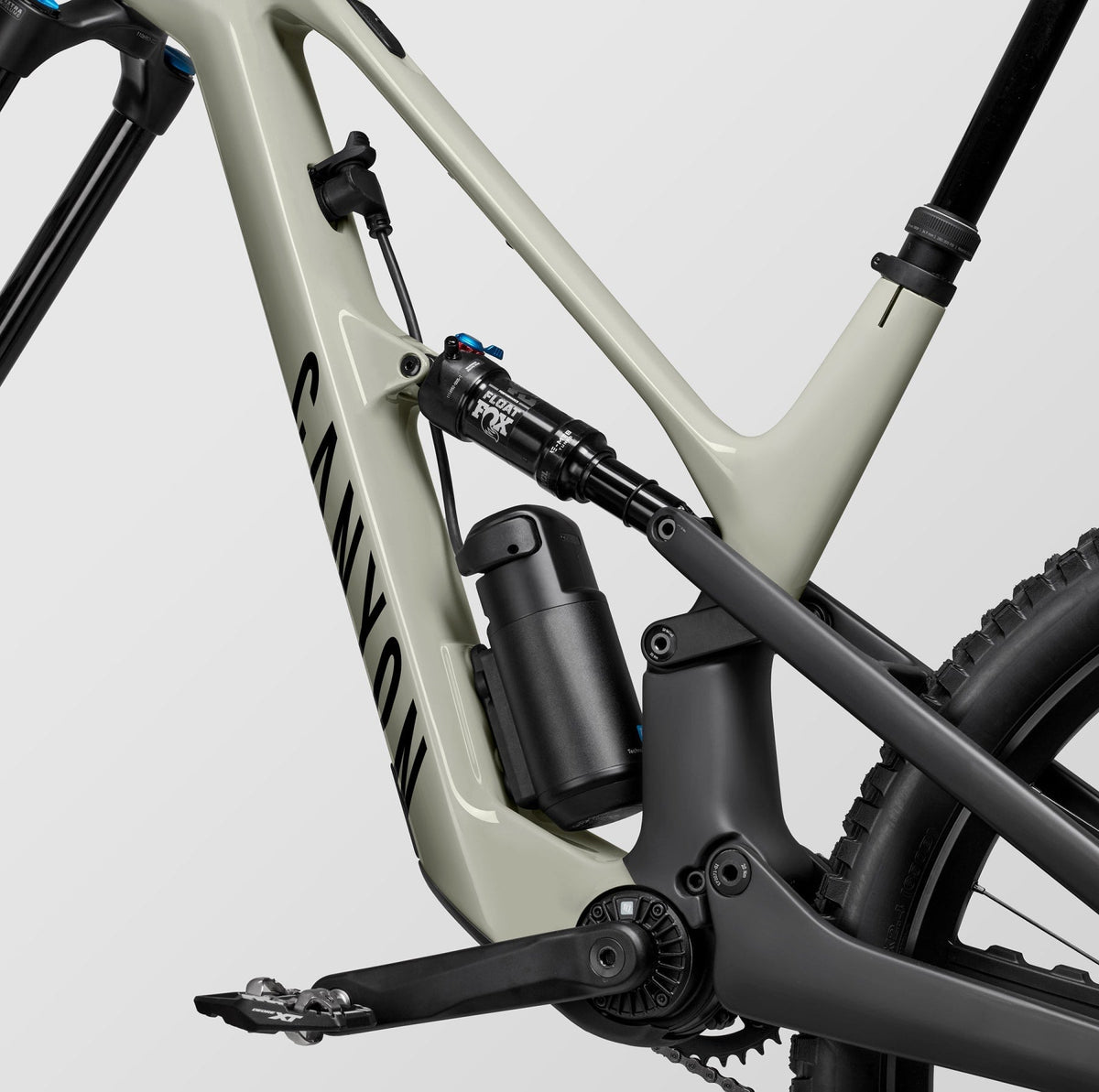 Spectral:ONfly CF 9
