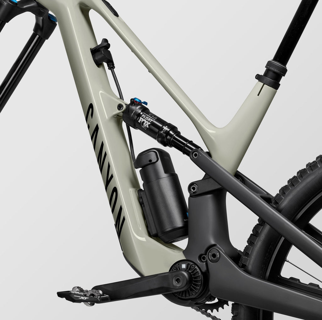 Spectral:ONfly CF 9 – Outlet