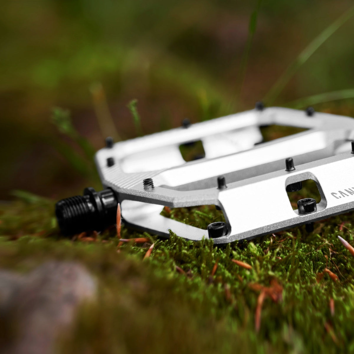 Canyon MTB Performance Flat Pedals – Outlet