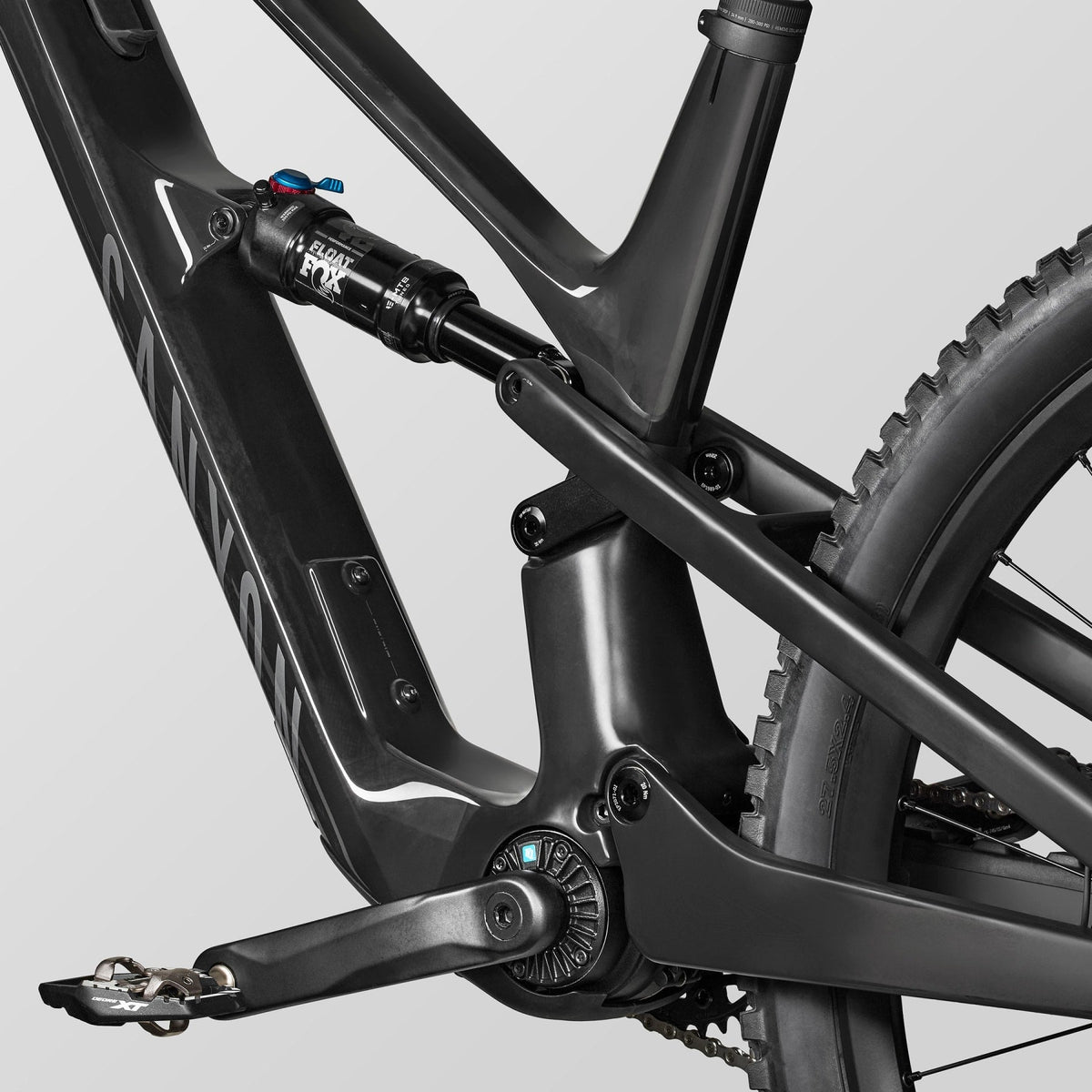 Spectral:ONfly CF 9 – Outlet