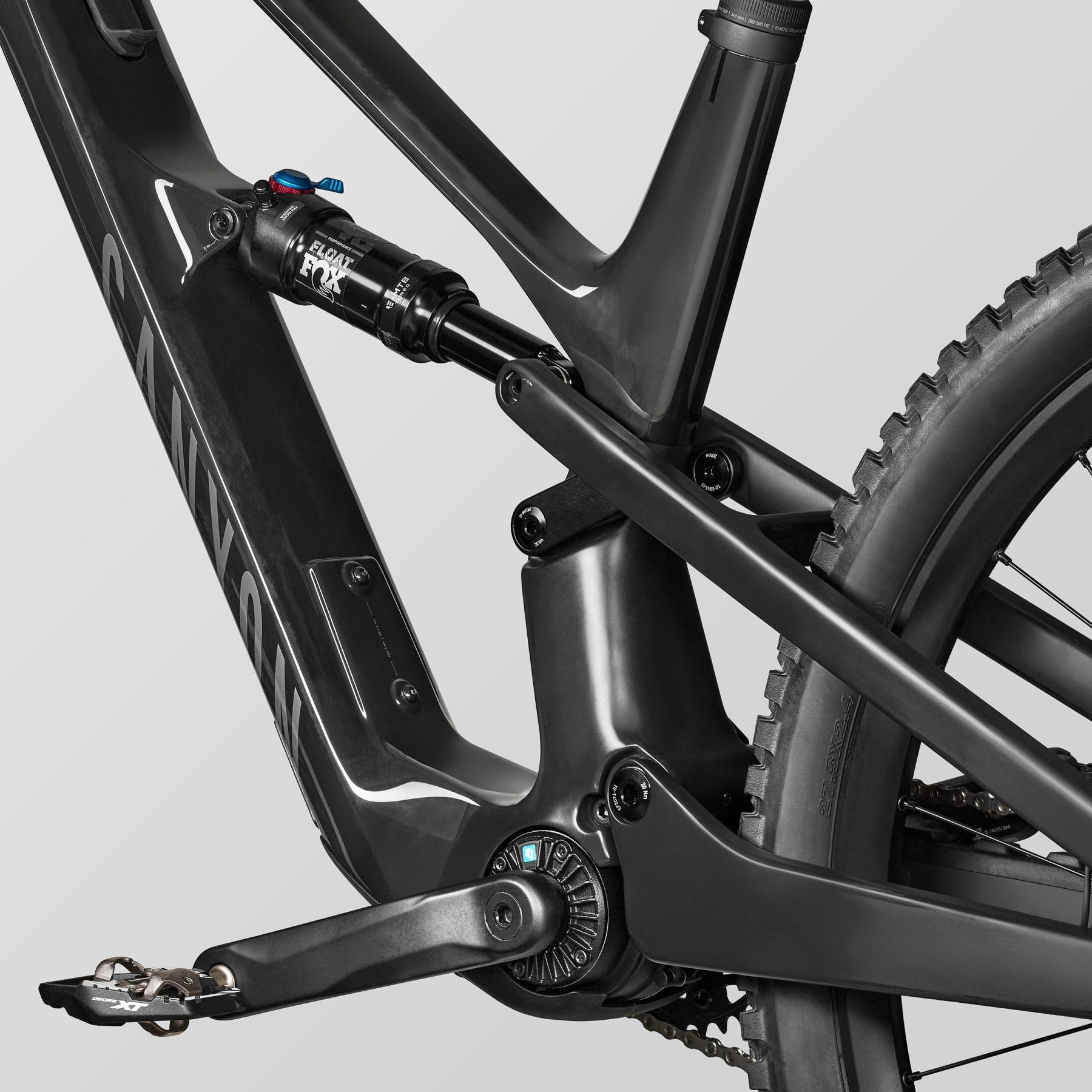 Spectral:ONfly CF 9 – Outlet