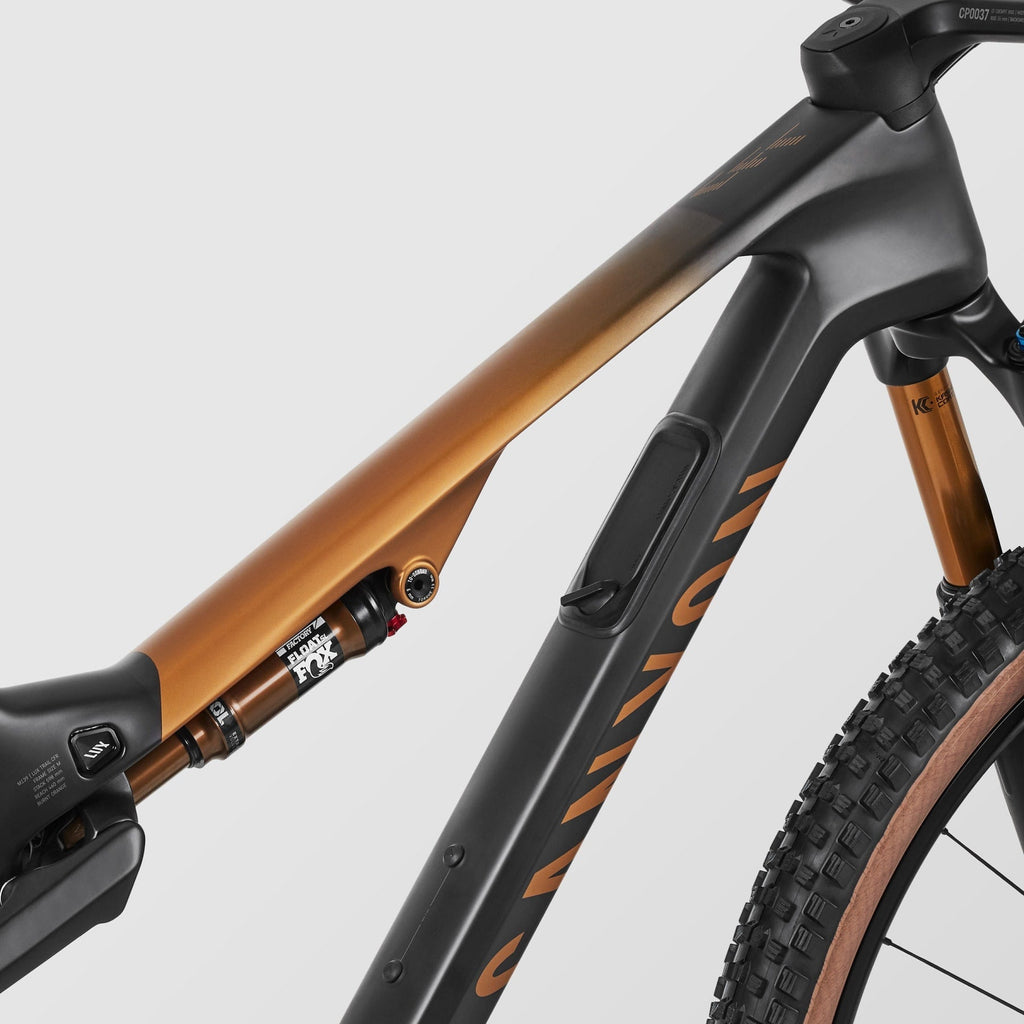 Lux Trail CFR – Outlet